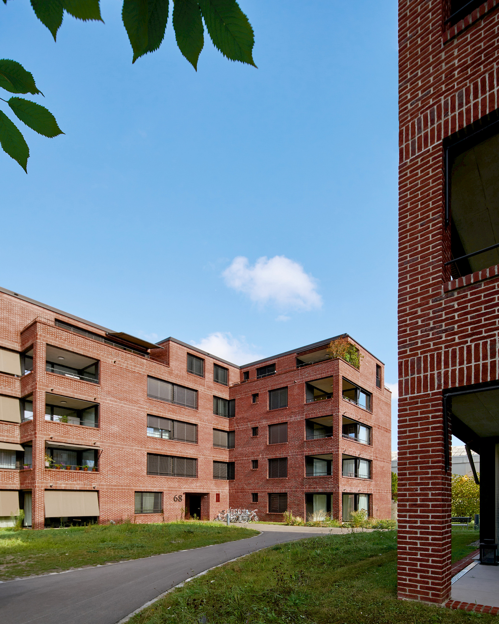 Neubau einer Mehrfamilienhaus-Siedlung in Regensdorf.